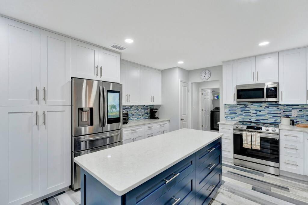 Paradise By The River-Hottub/Pool-Near Beaches Bradenton Bagian luar foto