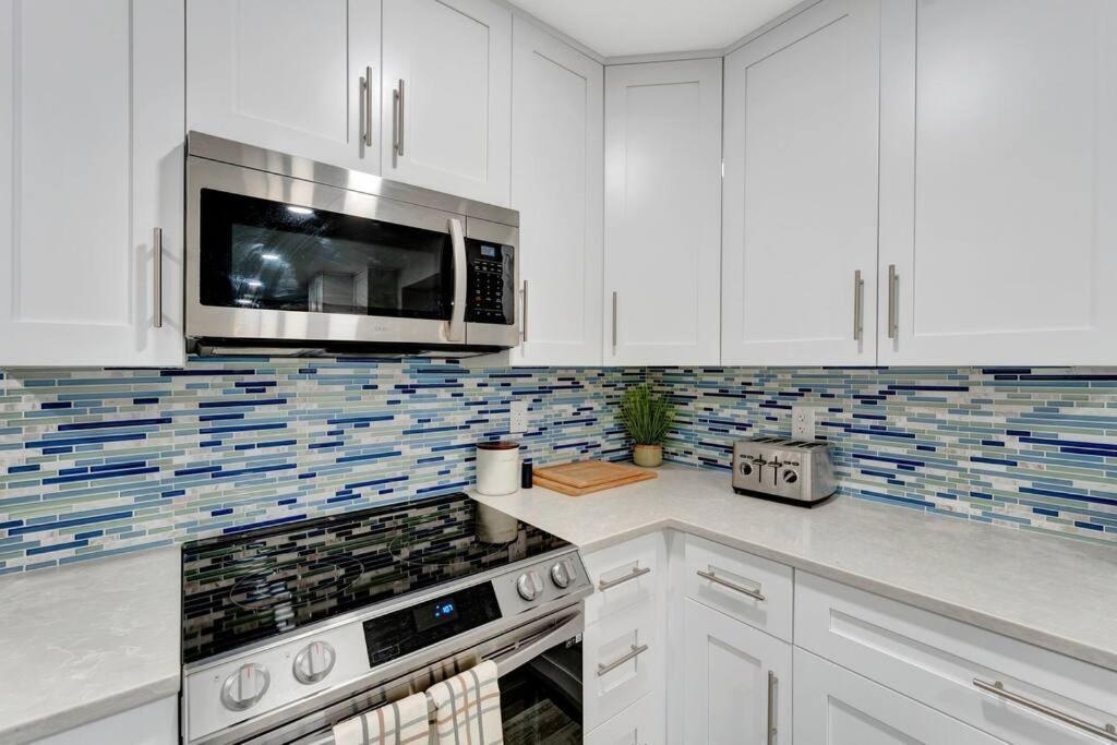 Paradise By The River-Hottub/Pool-Near Beaches Bradenton Bagian luar foto