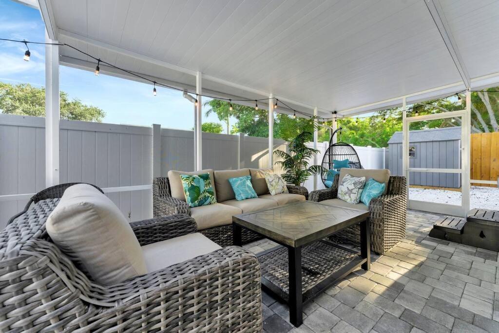 Paradise By The River-Hottub/Pool-Near Beaches Bradenton Bagian luar foto