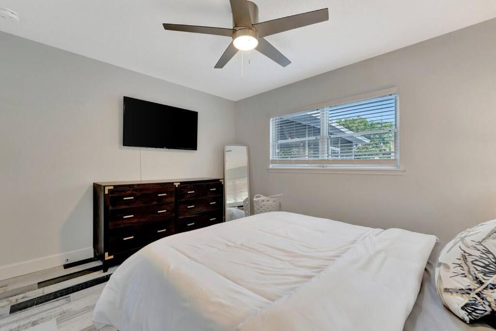 Paradise By The River-Hottub/Pool-Near Beaches Bradenton Bagian luar foto